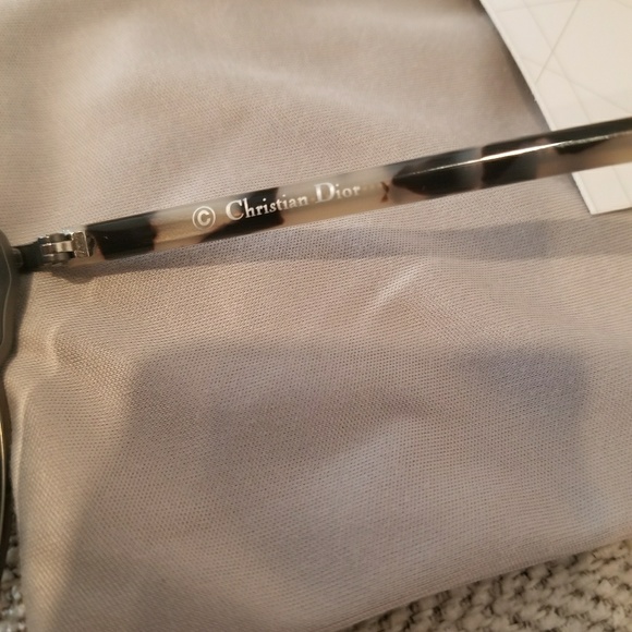 Christian Dior 'DiorSoReal' sunglasses - Picture 5 of 8